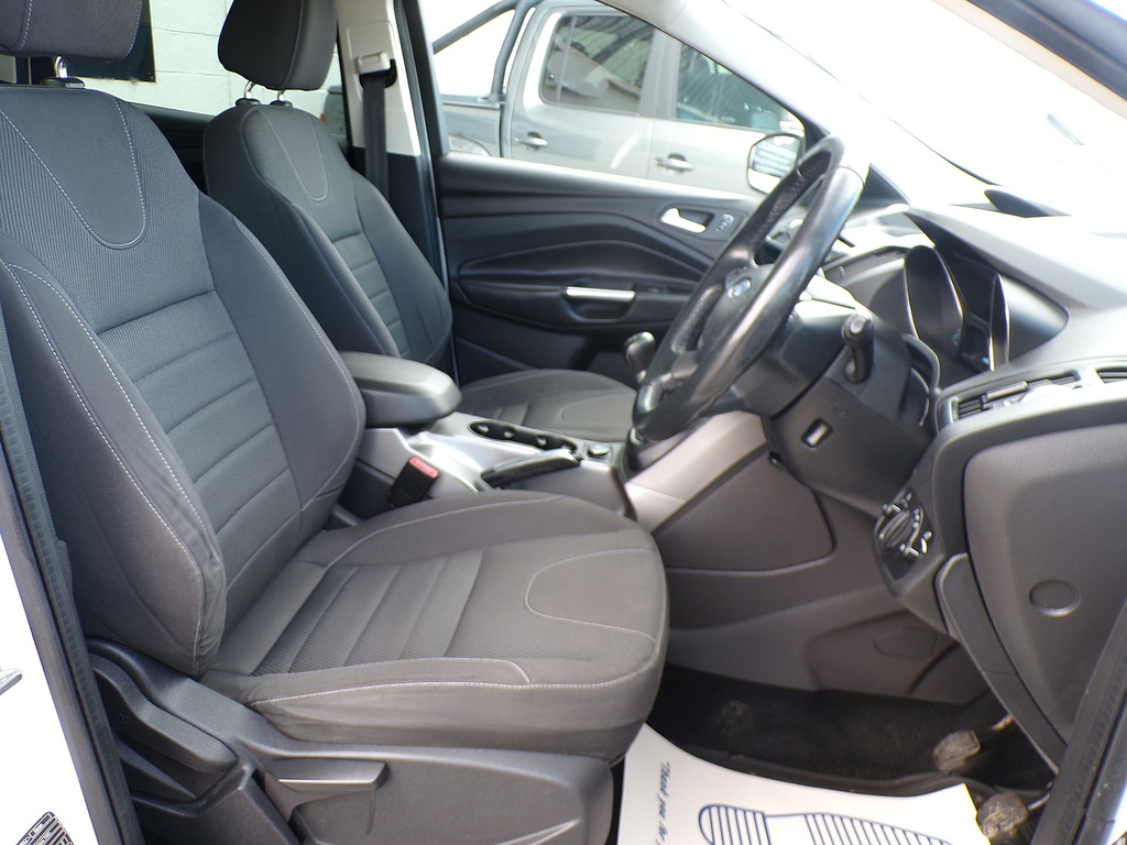 Ford Kuga 2.0 Tdci Titanium Suv Awd Euro 5 Black #13