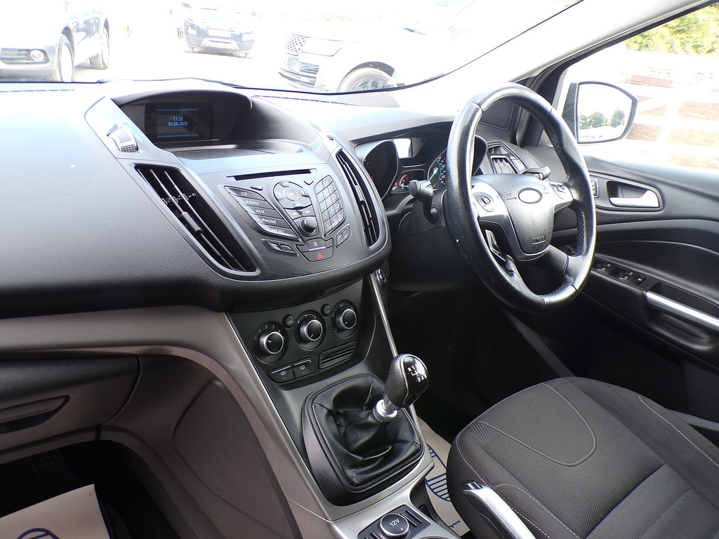 Ford Kuga 2.0 Tdci Titanium Suv Awd Euro 5 Black #16