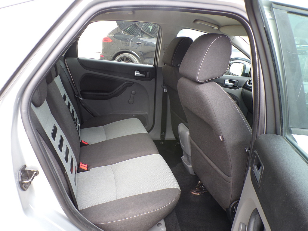 Ford Focus 2.0 Titanium Estate 170 Gkm, 1 Blue #14