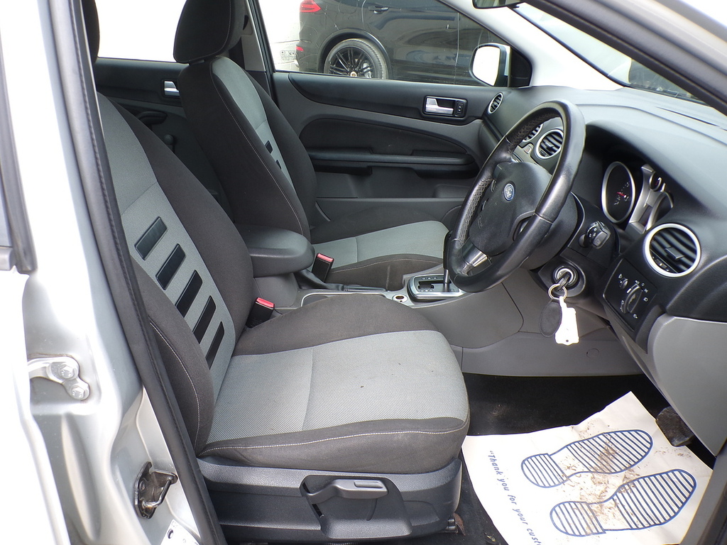 Ford Focus 2.0 Titanium Estate 170 Gkm, 1 Blue #8