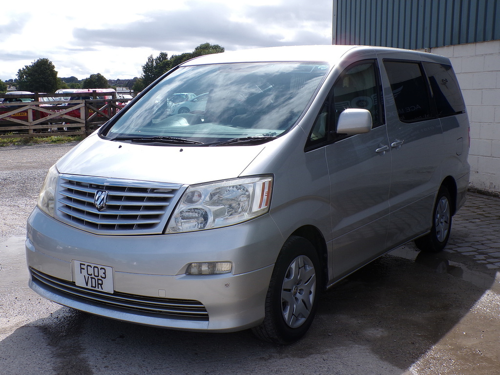 Toyota Alphard Mpv FC03VDR Silver #4