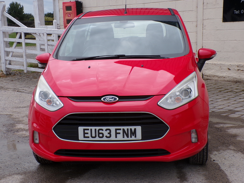 Ford B-Max Zetec EU63FNM Red #2