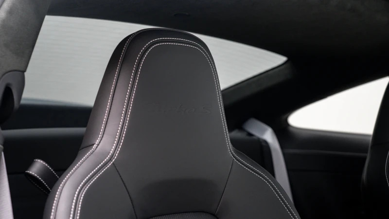Porsche 911 Carrera 4 Gts Hev S-a 2024 Green #20
