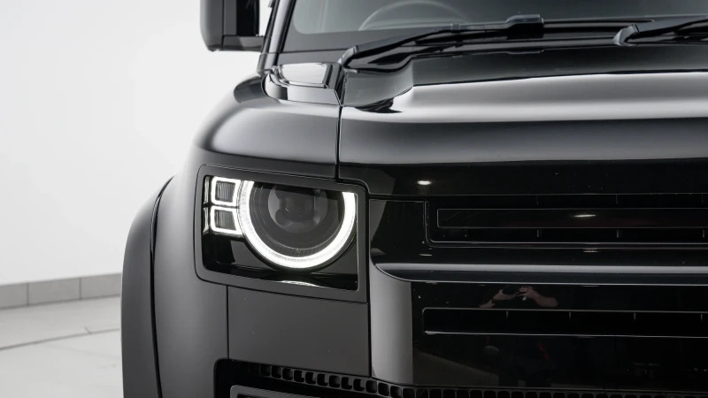 Land Rover Defender 110 3.0 D300 Hard Top X-dynamic Hse Grey #8