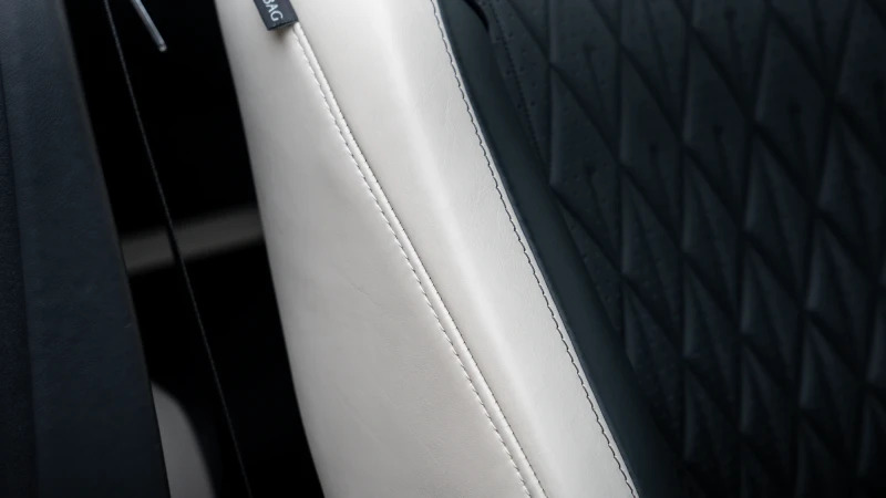 Aston Martin DB12 4.0 V8 Coupe Euro 6 Ss 680 Ps  #38