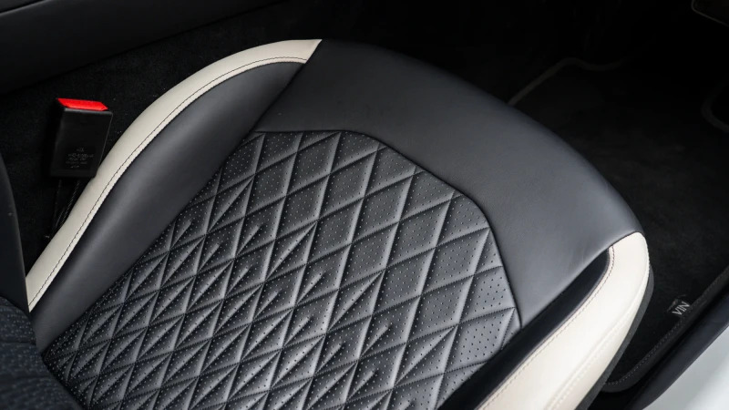 Aston Martin DB12 4.0 V8 Coupe Euro 6 Ss 680 Ps  #42