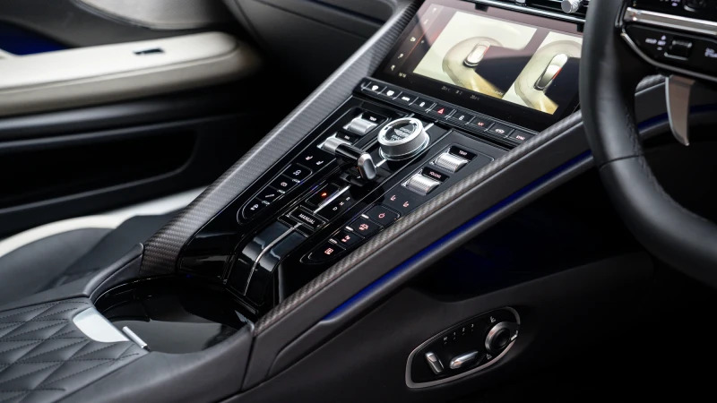 Aston Martin DB12 4.0 V8 Coupe Euro 6 Ss 680 Ps  #40