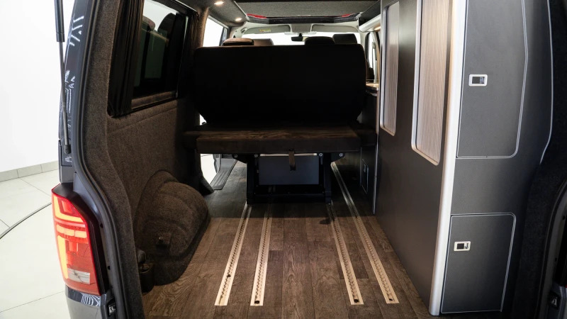 Volkswagen Transporter Sportline 2.0 Bitdi 204Ps Sportline Black Edition Panel Van Grey #44