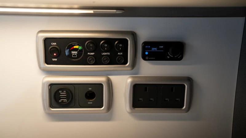 Volkswagen Transporter Sportline 2.0 Bitdi 204Ps Sportline Black Edition Panel Van Grey #32