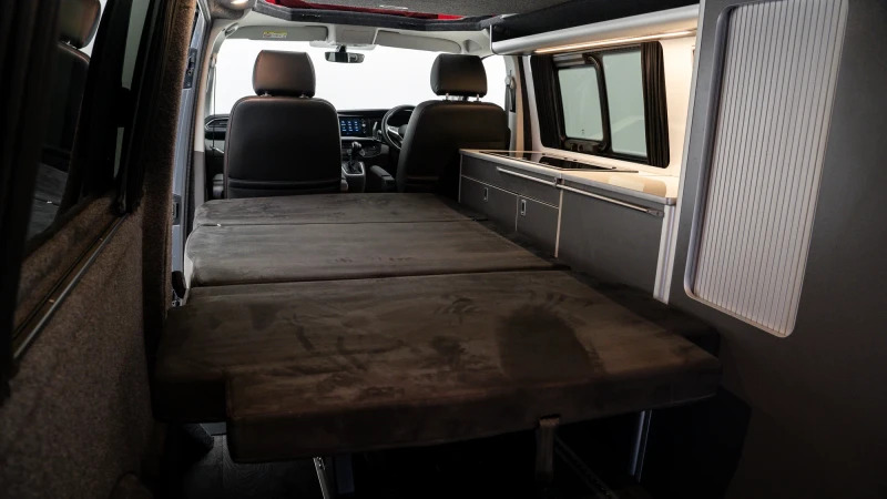 Volkswagen Transporter Sportline 2.0 Bitdi 204Ps Sportline Black Edition Panel Van Grey #45