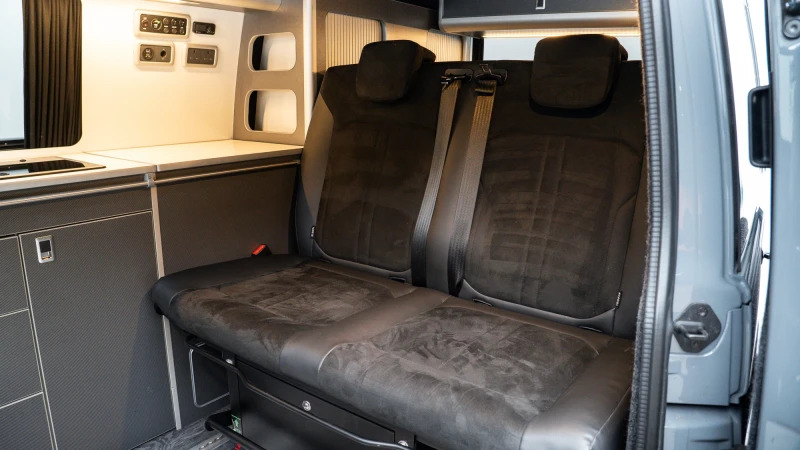Volkswagen Transporter Sportline 2.0 Bitdi 204Ps Sportline Black Edition Panel Van Grey #29