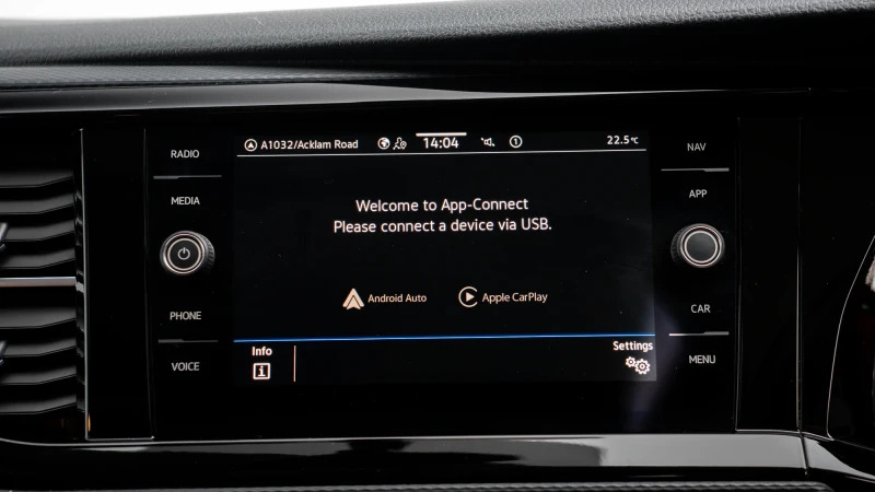 Volkswagen Transporter Sportline 2.0 Bitdi 204Ps Sportline Black Edition Panel Van Grey #58