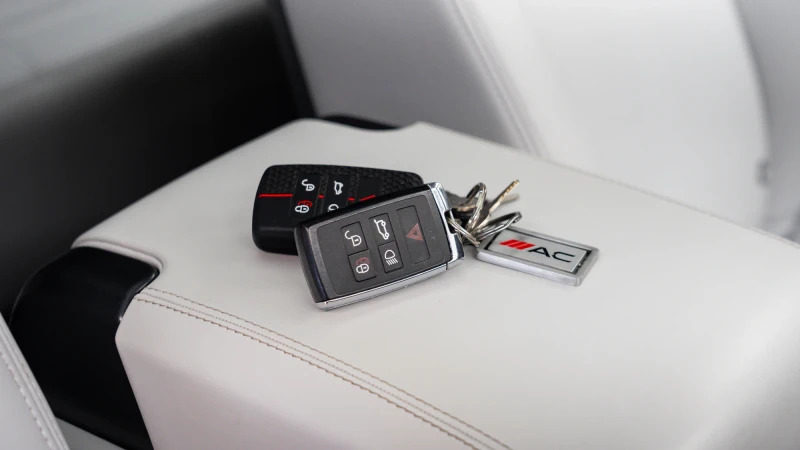 Land Rover Defender 110 3.0 D250 Xs Edition 110 7 Seat Black #57