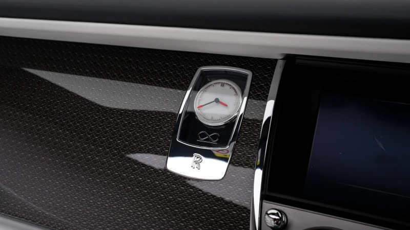 Rolls-Royce Dawn 6.6 V12 Black Badge Euro 6 Black #49