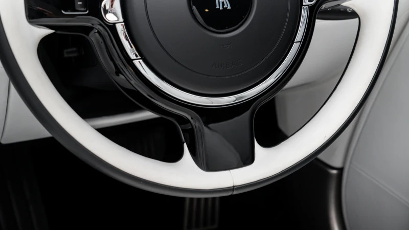 Rolls-Royce Dawn 6.6 V12 Black Badge Euro 6 Black #28