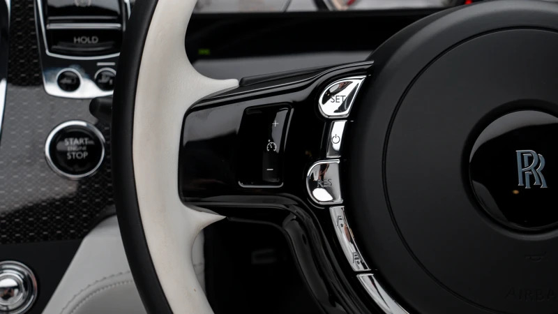 Rolls-Royce Dawn 6.6 V12 Black Badge Euro 6 Black #25