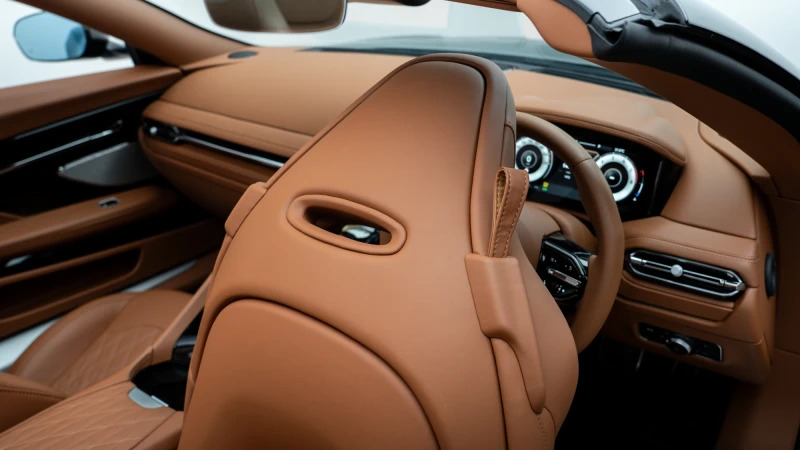 Aston Martin DB12 Volante 4.0 V8 Volante Euro 6 S S Grey #8