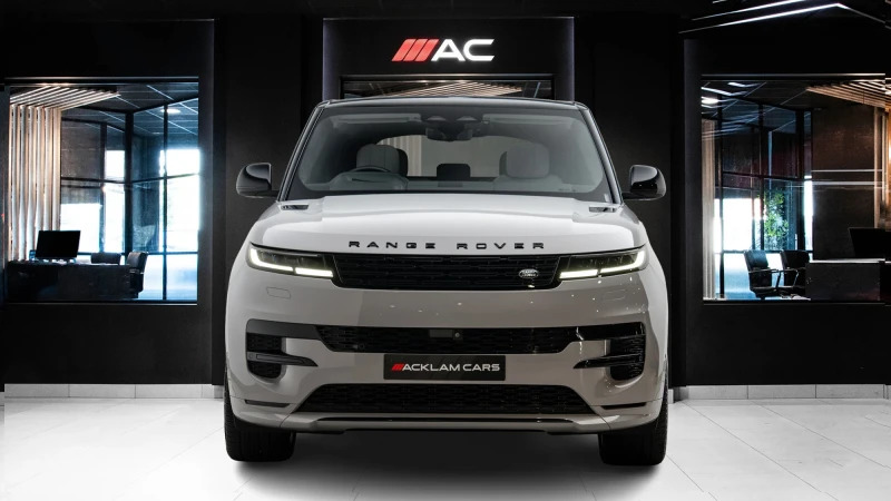 Land Rover Range Rover Sport 4.4 P530 V8 First Edition Estate Black #2