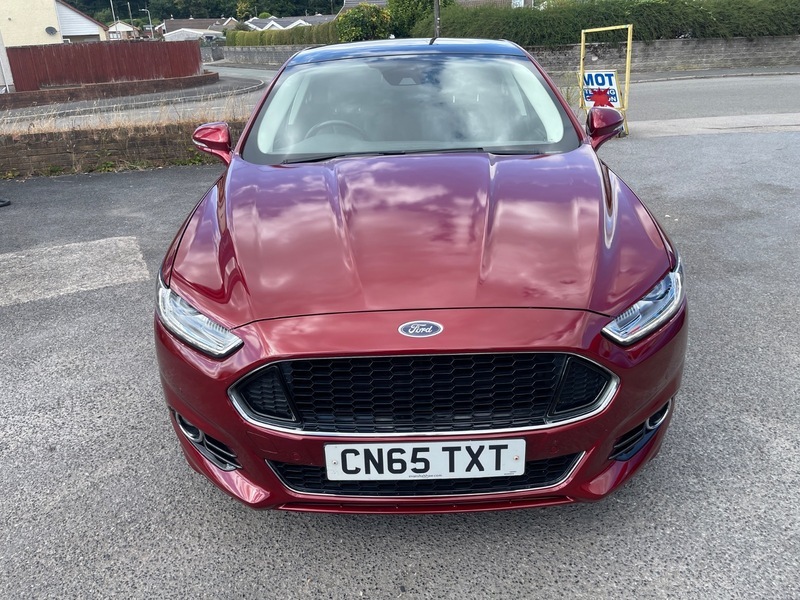 Ford Mondeo Titanium Tdci Red #2