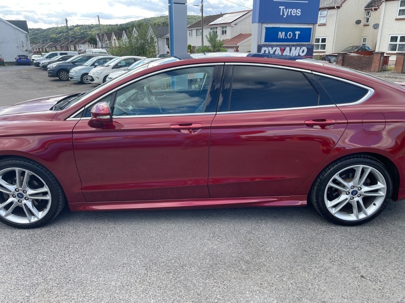 Ford Mondeo Titanium Tdci Red #4