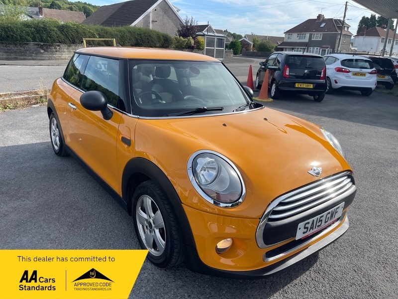 Mini Hatch One Orange