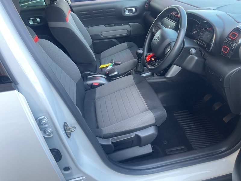 Citroen C3 Aircross 1.2 Puretech Feel Ss 109 Bhp White #17