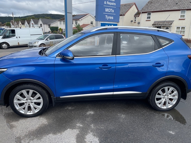 MG ZS Excite Blue #4