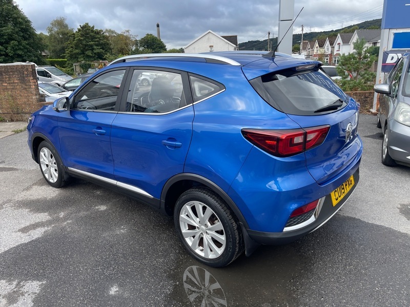 MG ZS Excite Blue #5