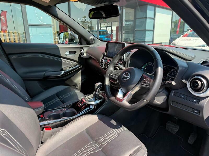 Nissan Juke 1.6 Premiere Edition Euro 6 Black #5