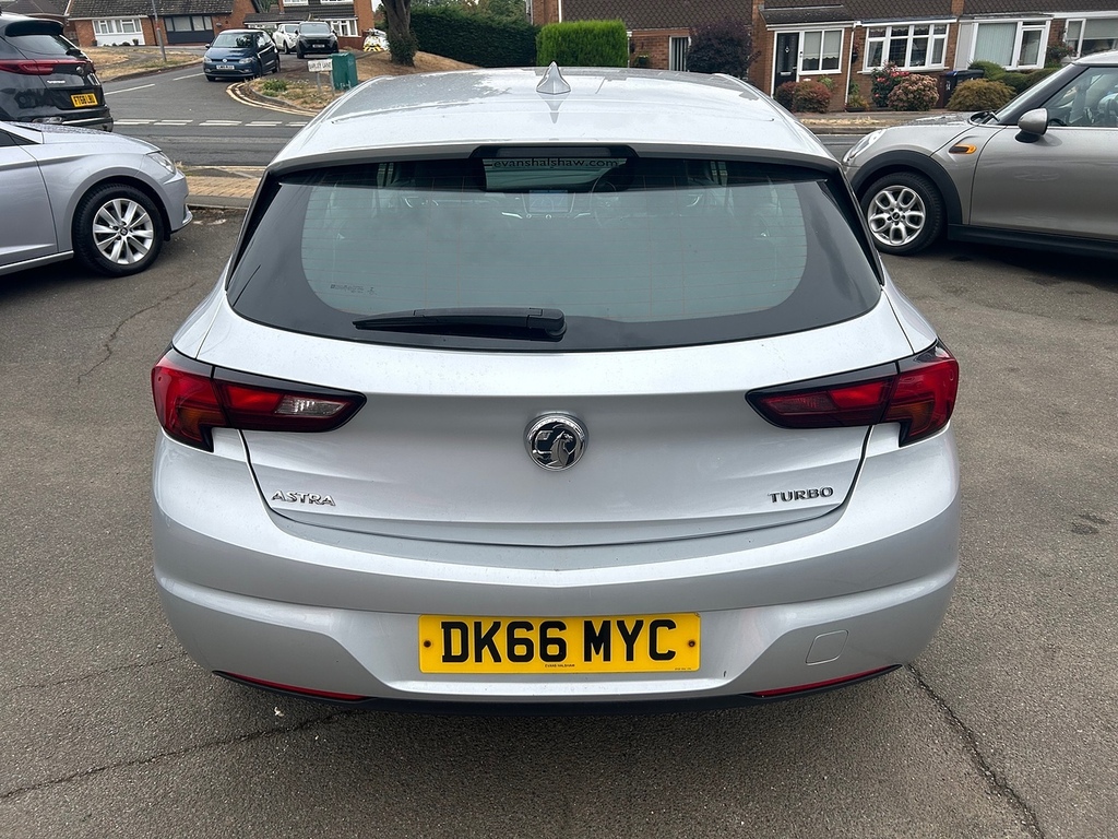 Vauxhall Astra I Turbo Sri Nav Silver #4