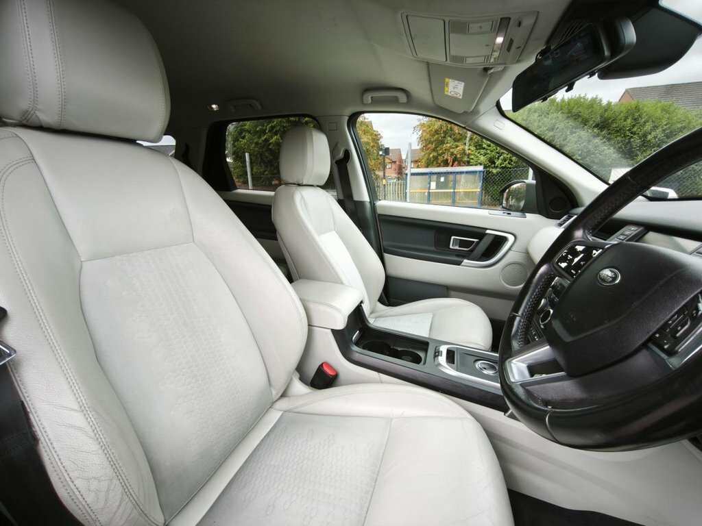 Land Rover Discovery Sport 2L Se Tech Red #6
