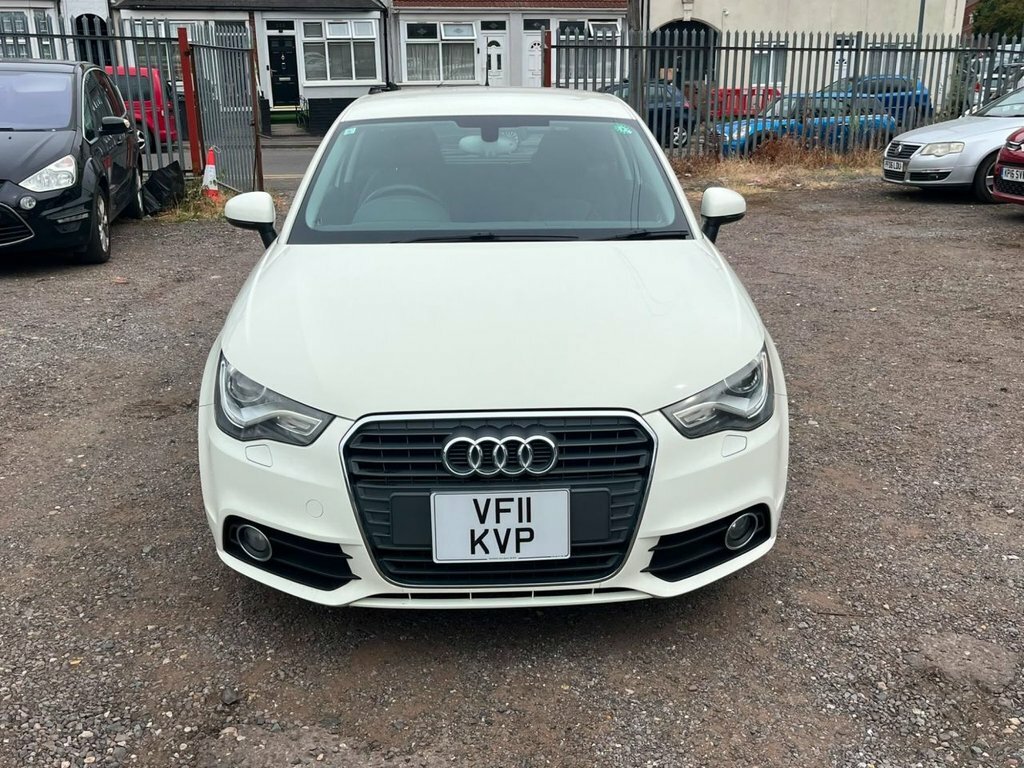 Audi A1 Hatchback VF11KVP White #4