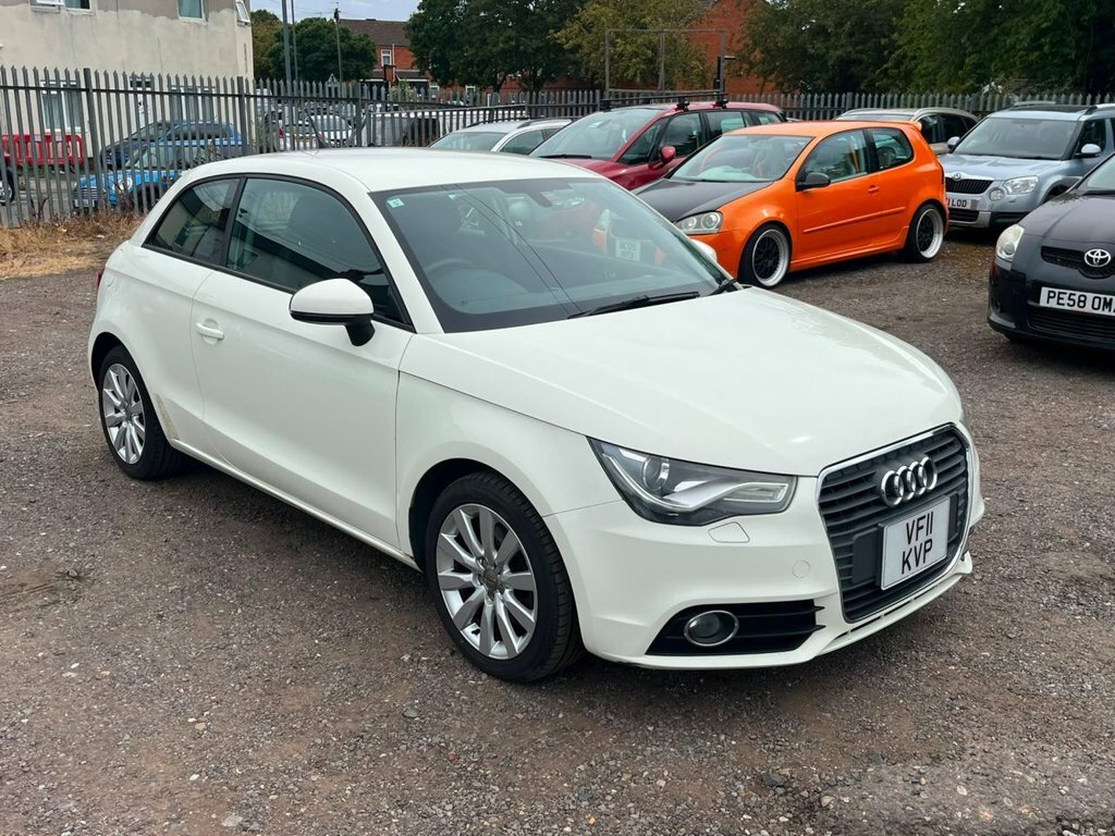 Audi A1 Hatchback VF11KVP White