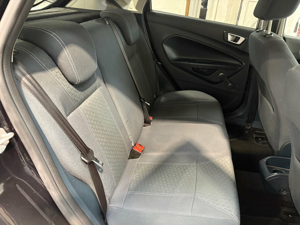 Ford Fiesta 1.2L Zetec 81 Bhp White #15