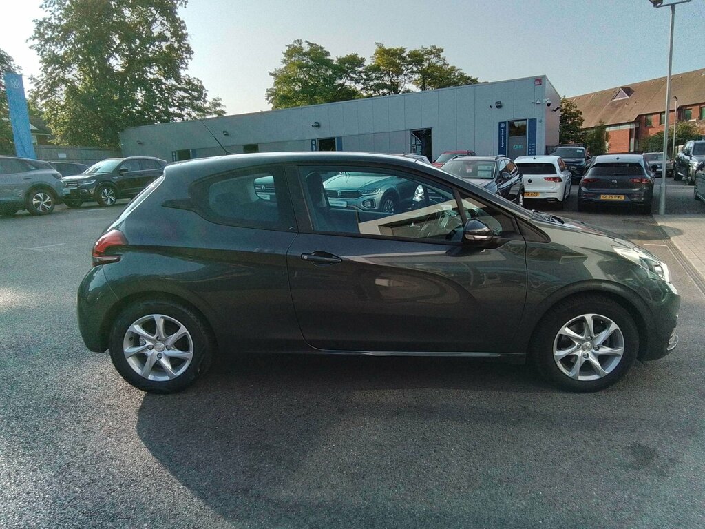 Peugeot 208 1.2 Puretech Active Hatchback Eu Grey #5