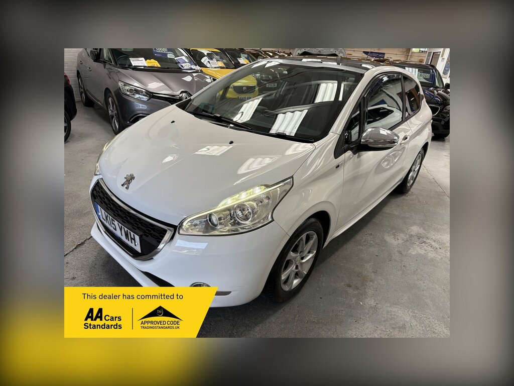Peugeot 208 1.2 Vti Puretech Style Hatchback White