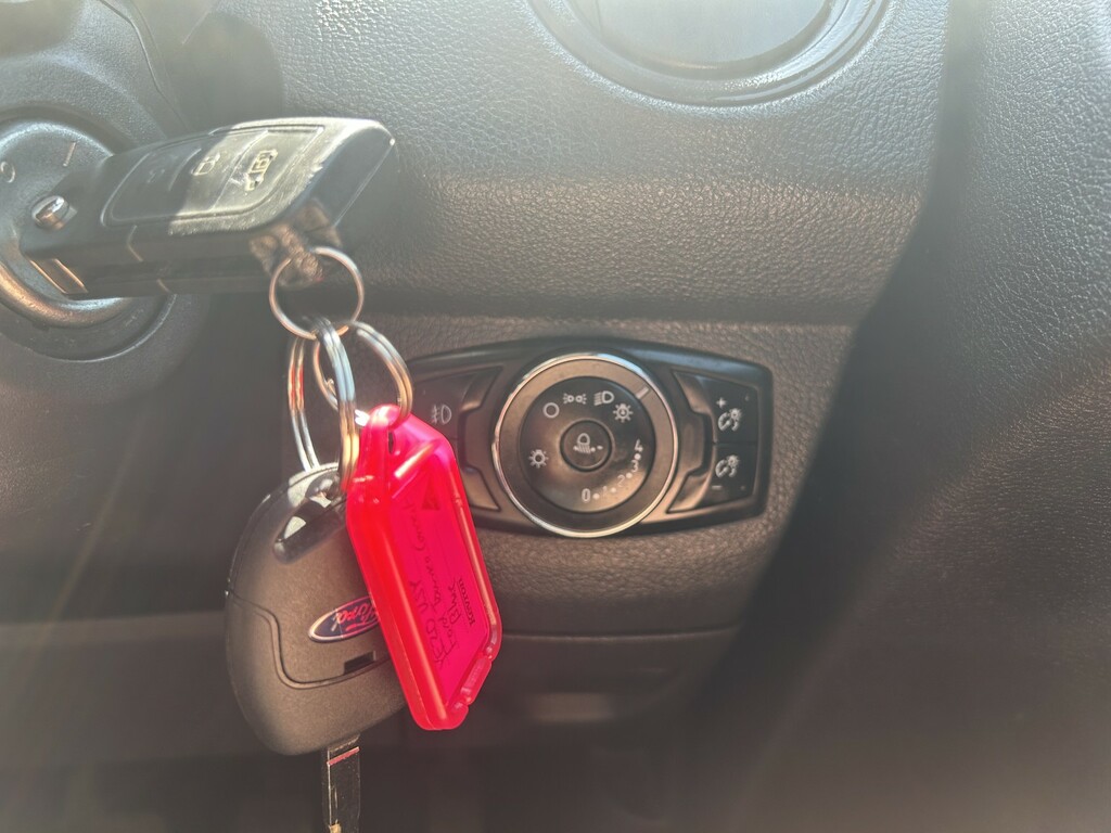 Ford Tourneo Courier Wheelchair Accessible Vehicle Wav  #24