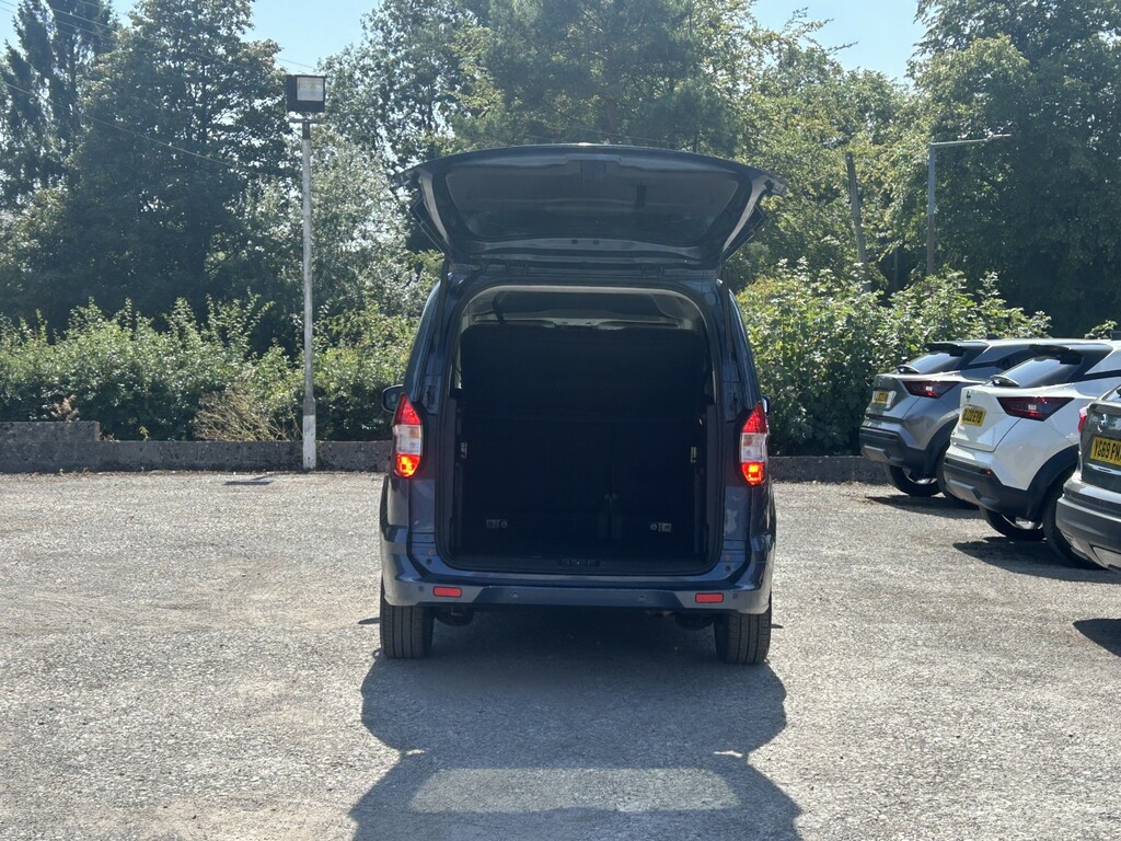 Ford Tourneo Courier 1.5 Tdci Titanium Blue #5