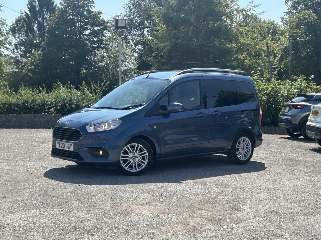 Ford Tourneo Courier 1.5 Tdci Titanium Blue #2