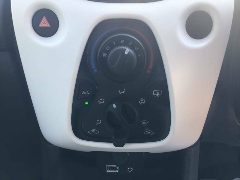 Citroen C1 1.0 Vti 72 Urban Ride Cwvehiclemarketing Green #23