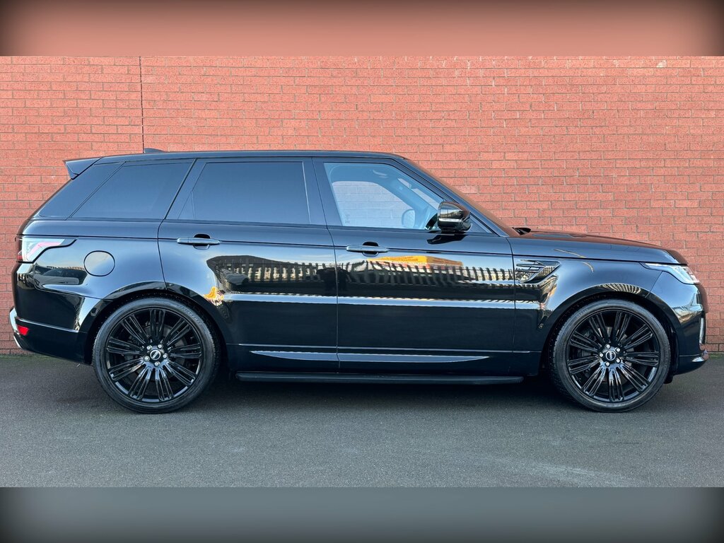 Land Rover Range Rover Sport 3.0 D300 Dynamic 2022 Black #2