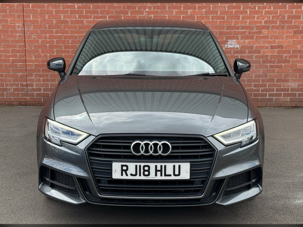 Audi A3 1.5 Tfsi Cod Black Edition Sportback S Tronic Euro RJ18HLU Grey #5