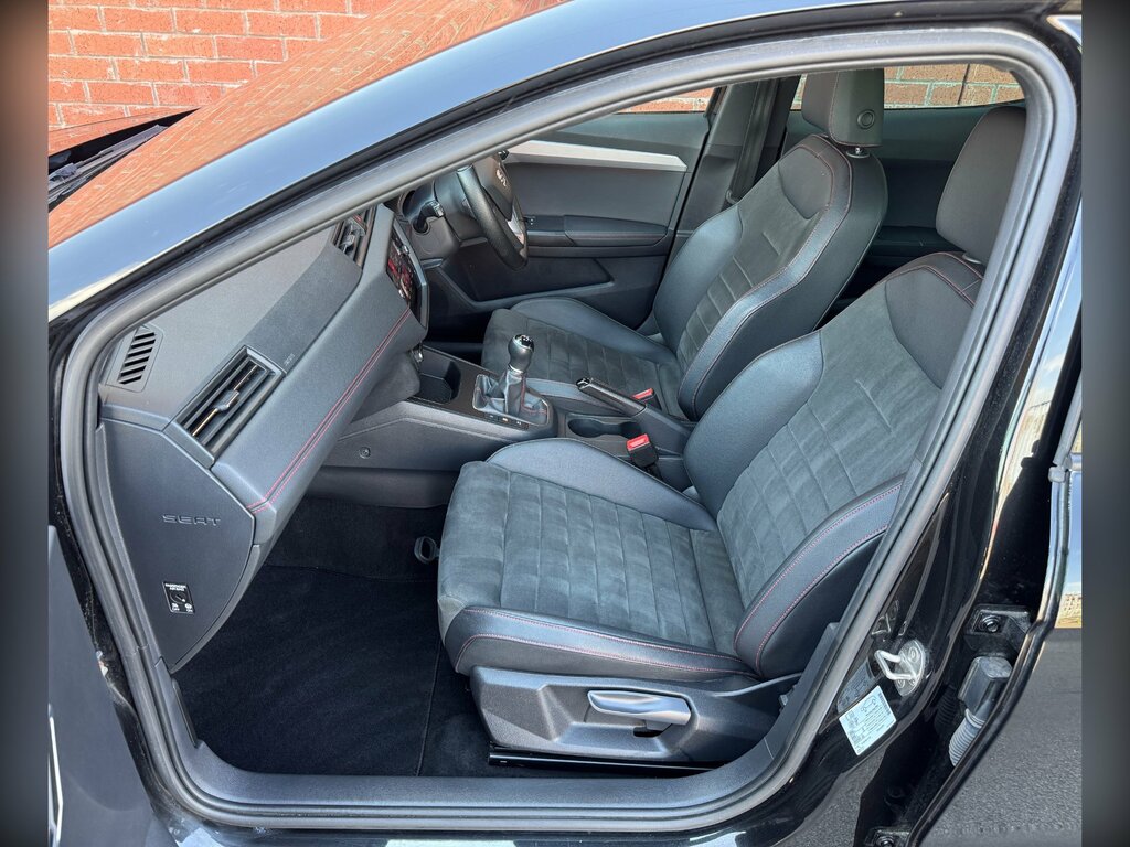 Seat Ibiza Seat Ibiza Fr 1.0 Tsi 115 Ps 6-Speed Grey #38