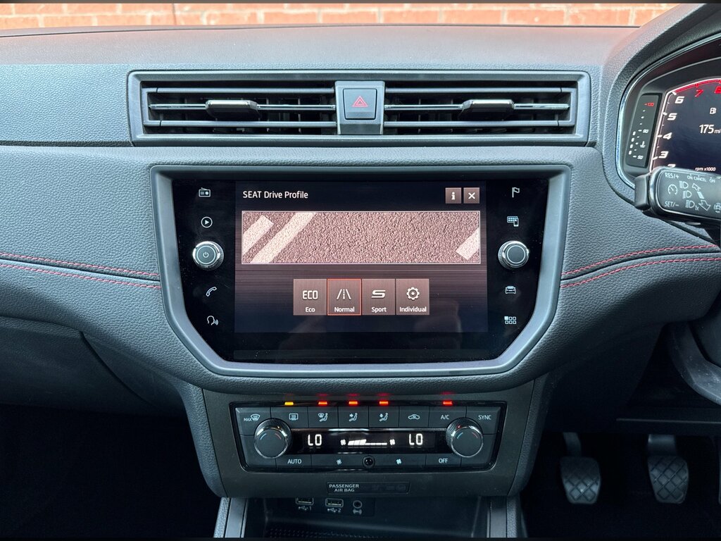 Seat Ibiza Seat Ibiza Fr 1.0 Tsi 115 Ps 6-Speed Grey #23