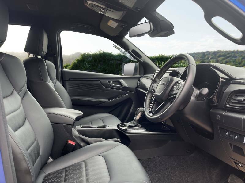 Isuzu D-Max 1.9 Td V-cross Commercial Pickup 4 Black #9
