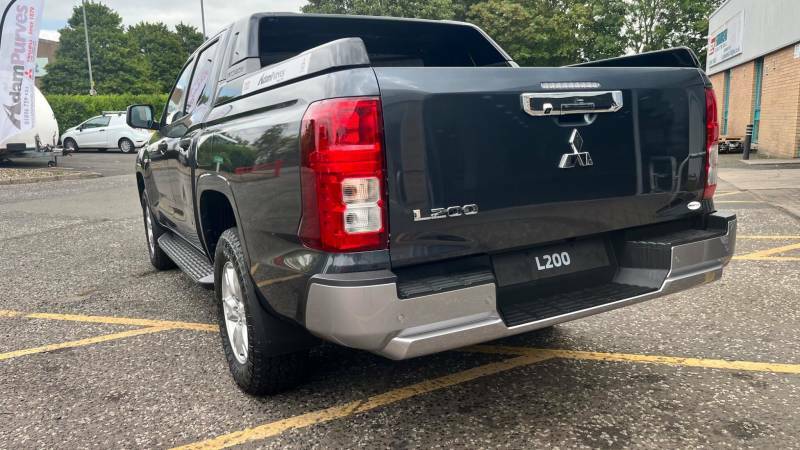 Mitsubishi L200 2.4 Bi-turbo Titan 4Wd Euro 6 Ss - Grey #5