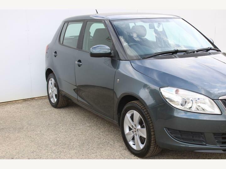 Skoda Fabia 1.2 Tsi Se Dsg Euro 5 Grey #2