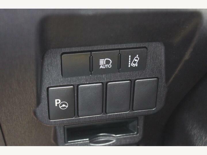 Toyota Prius+ 1.8 Vvti Excel Tss Cvt 7 Seats - Heate White #50