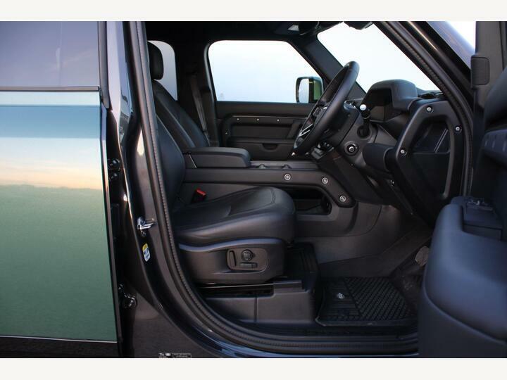 Land Rover Defender 110 2.0 P300e S 110 Estate Green #29
