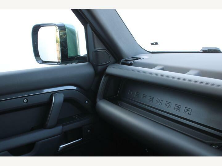 Land Rover Defender 110 2.0 P300e S 110 Estate Green #43